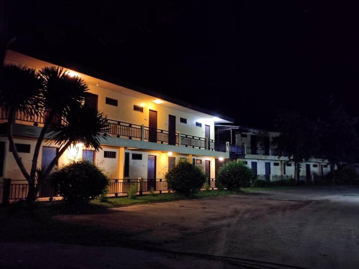 Hin Dat Nakakiri Resort & Spa מראה חיצוני תמונה