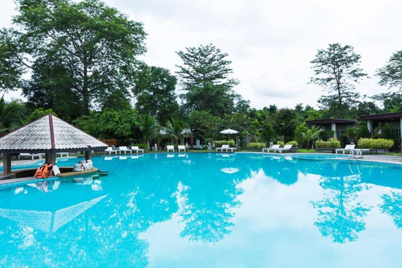 Hin Dat Nakakiri Resort & Spa מראה חיצוני תמונה